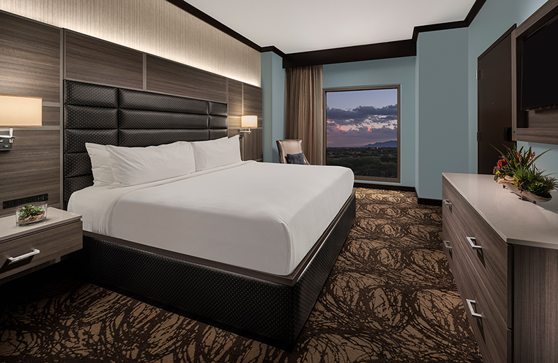 Governor Suite bedroom